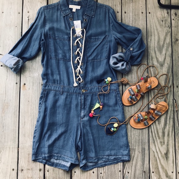 New Pom Pom Sandals by Catherine Malandrino - Picture 7 of 7